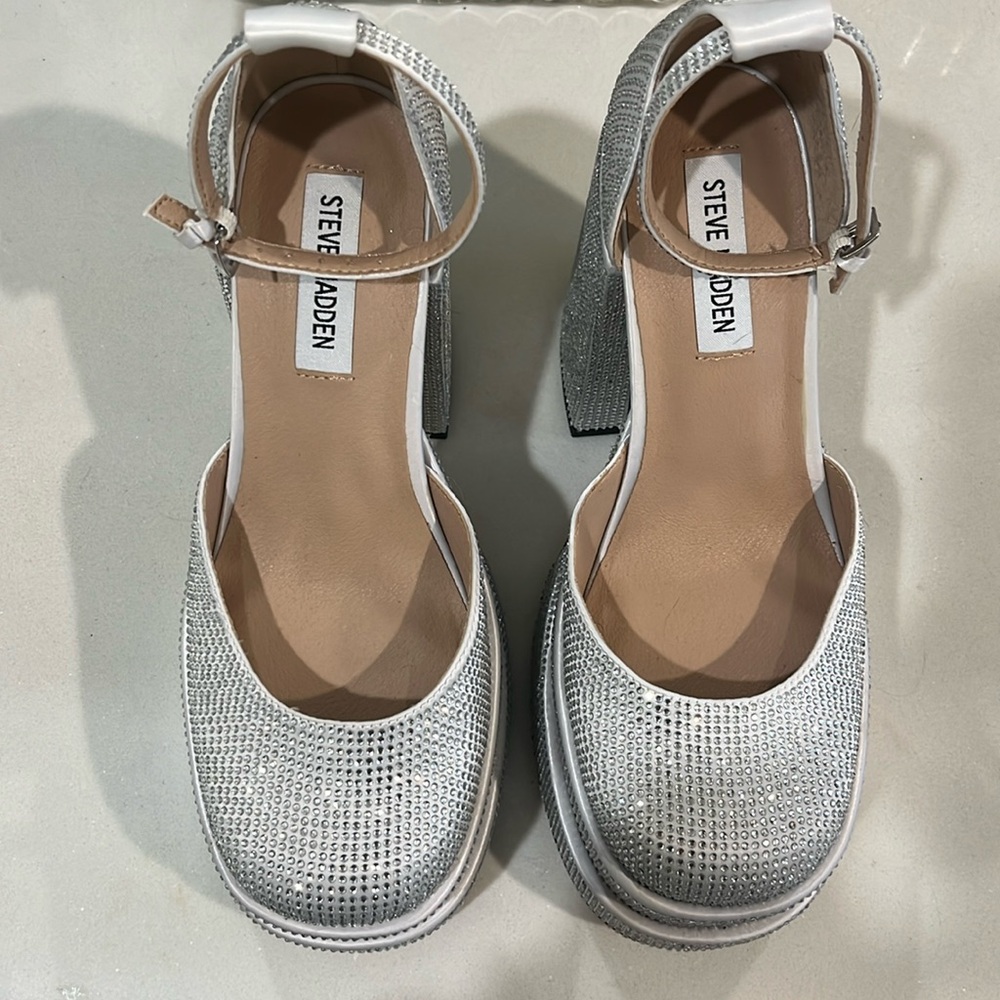 Steve Madden Charlize-R Rhinestones - Picture 2 of 11